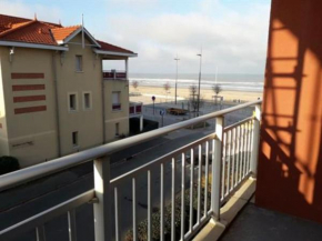 Appartement récent proche mer - A04102